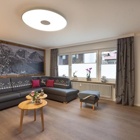 Ferienwohnungen Alpentraum - Hirsch Oberstdorf Exterior foto
